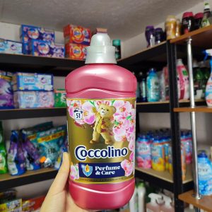 Кондиціонер ополіскувач Cocolino Honeysuckle&sandalwood 1275мл/51прання Коколіно сандалове дерево та жимолость