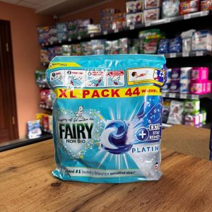Капсули для прання Fairy non bio з плямовивідником 44шт, дитячих речей та людей з чутливою шкірою Фейрі